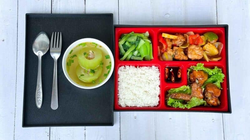 직장인을 위한 푸짐한 식사부터 맛있는 식사까지 직장인을 위한 푸짐한 식사부터 맛있는 식사까지